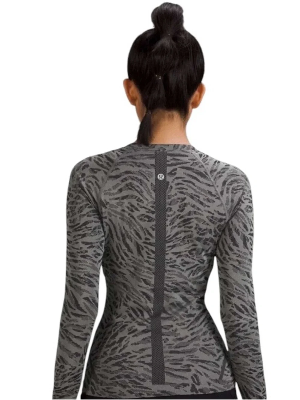 Lululemon Swiftly Tech Long Sleeve Shirt 2.0 in Primal Clash Black Gray Sz 6
